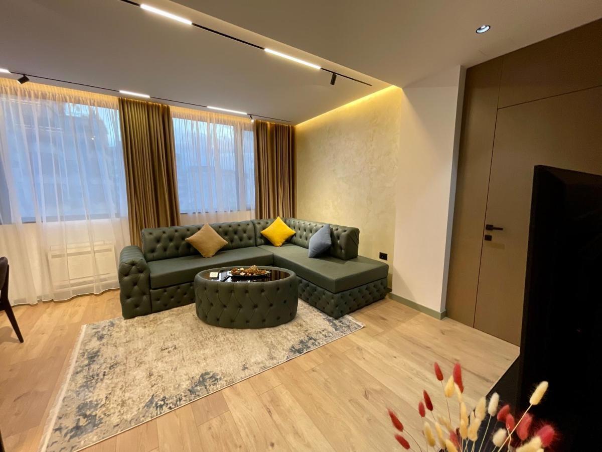 Queens Luxury Apartments Tirana Exterior foto