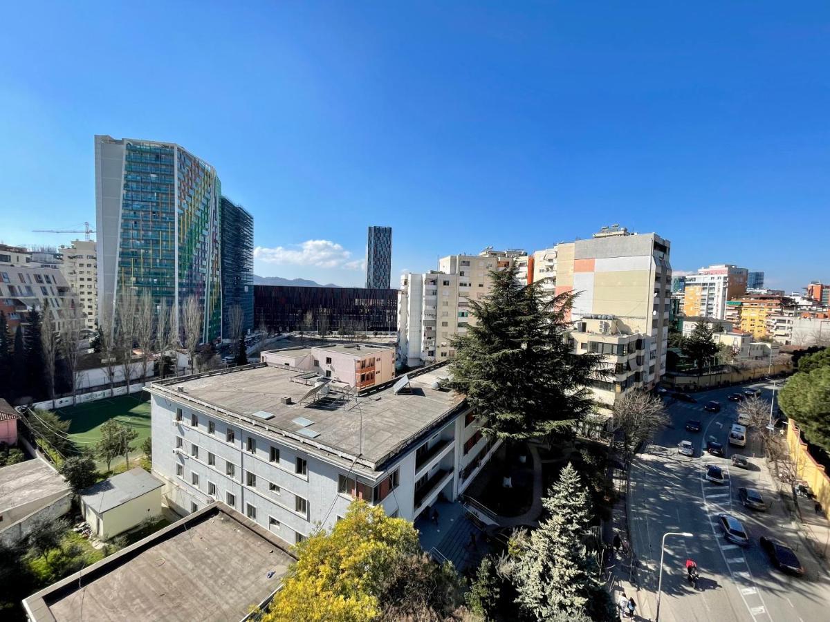 Queens Luxury Apartments Tirana Exterior foto